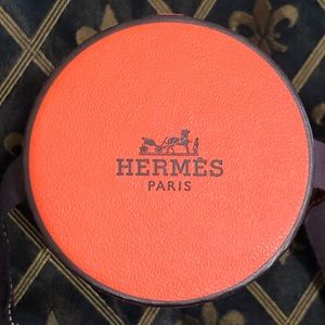Hermès Orange jewelry earrings ring necklace box